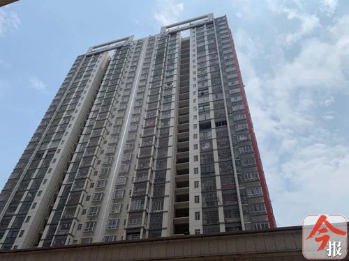 好 骚 啊 楼上住户经常倒尿,华柳佳苑受扰居民怒发 讨伐信