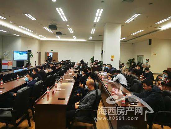 最高楼面价超21万 ㎡ 福州10幅地 爆场 拍出